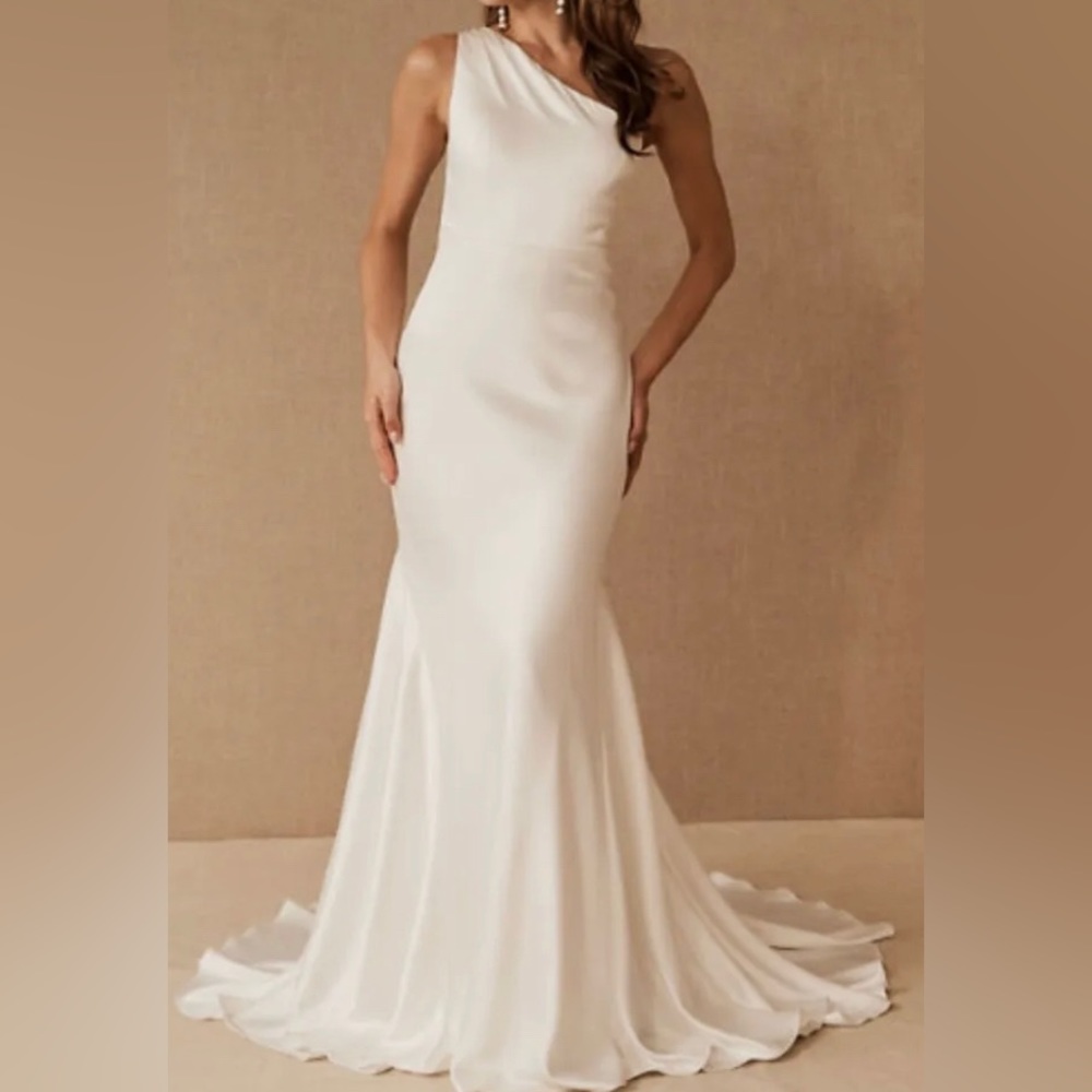 Nouvelle Amsale BHLDN One Shoulder Satin Wedding Dress Size 2 *never worn*